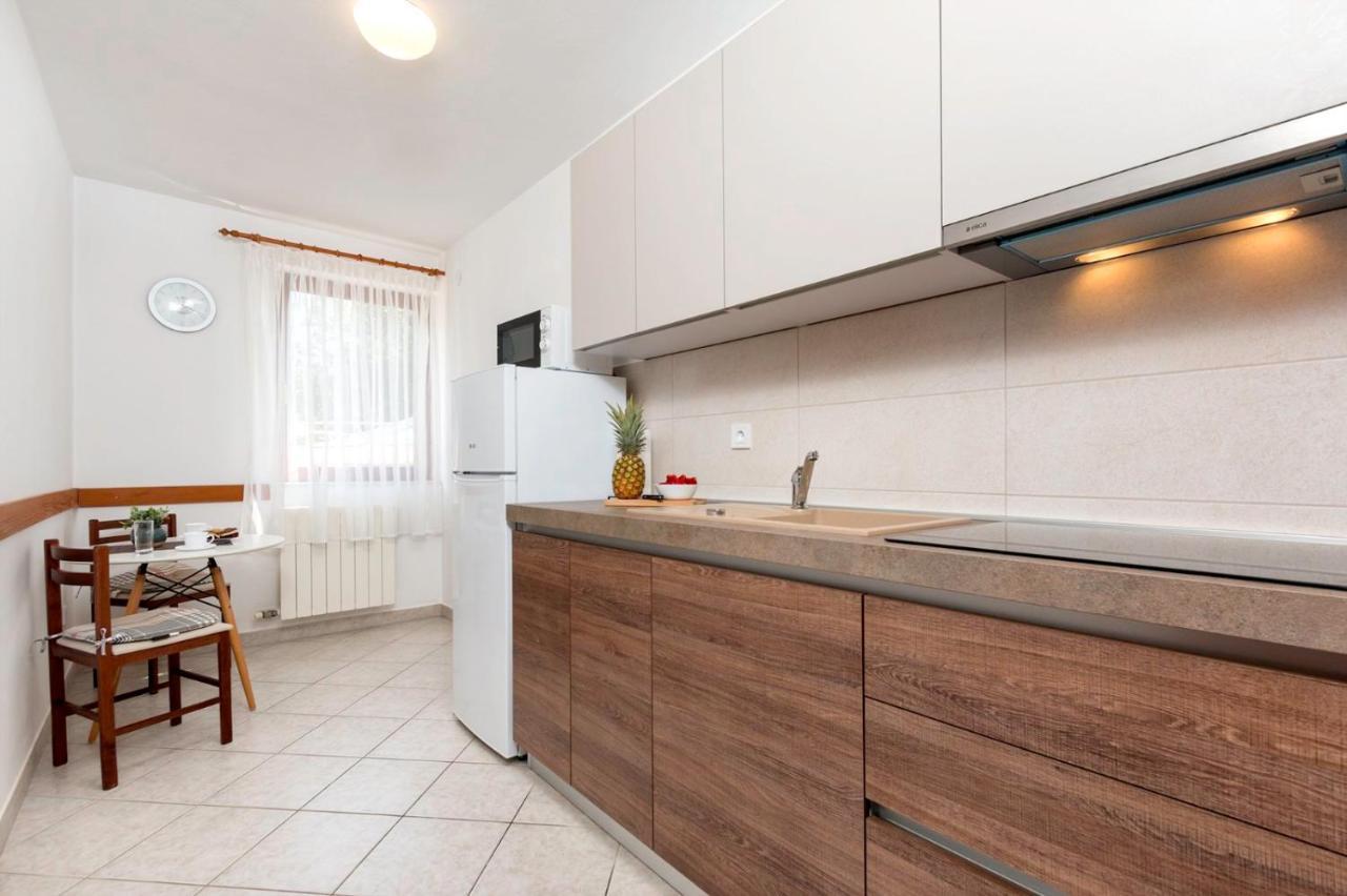 Apartments Mirjan 2000 Fazana Ngoại thất bức ảnh